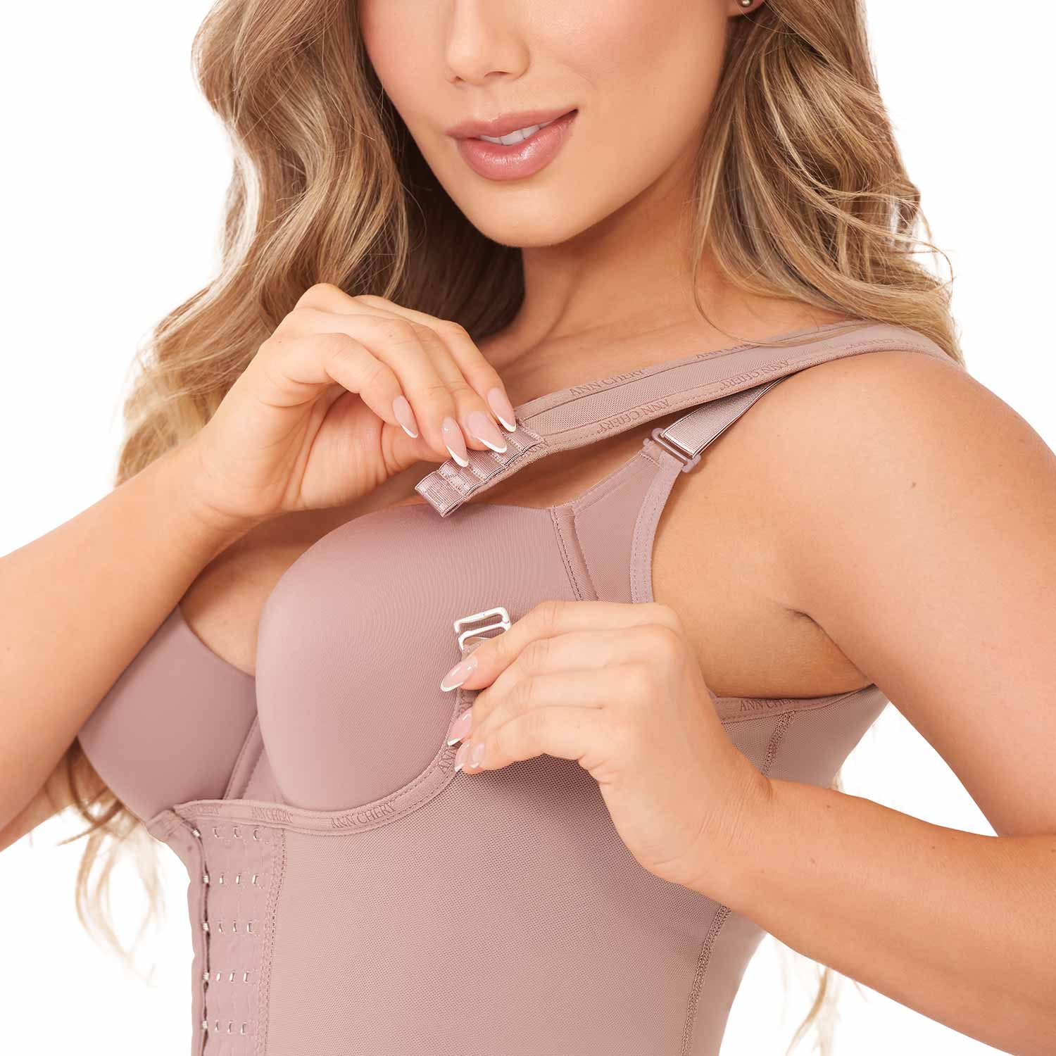 Faja tipo body con control abdomen y moldeado completo – Ann Chery 8102