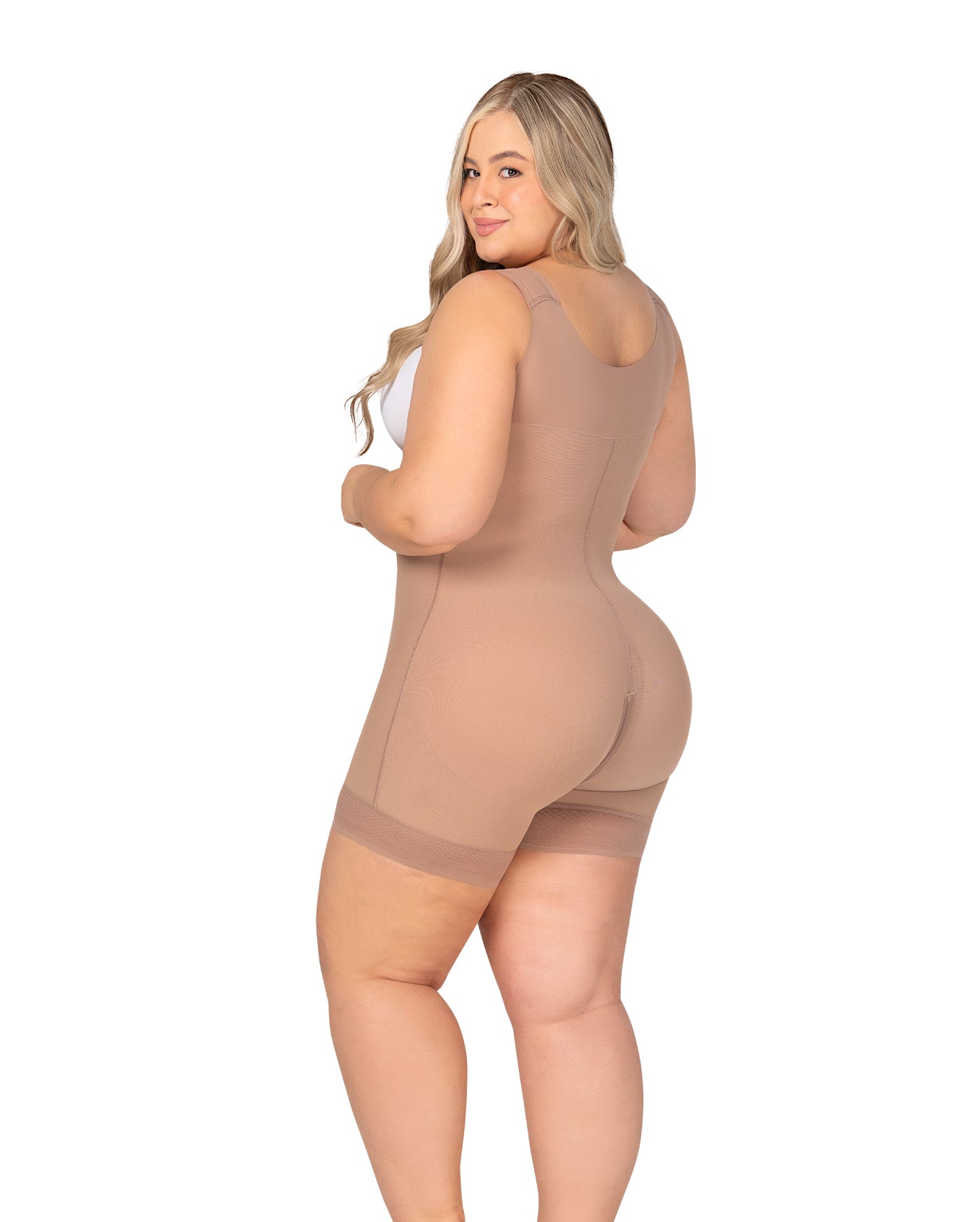 Faja corta realce invisible con tirantes Fajas MyD F-30469